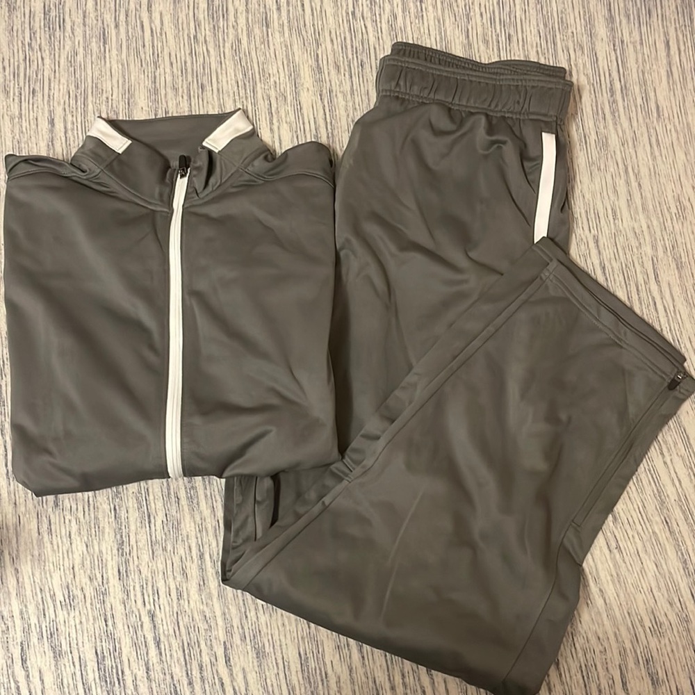 Gray and white mens tracksuit